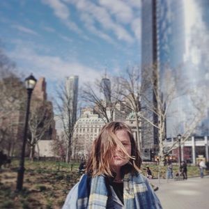 Meet your posher, Carly!